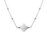 Collier argent rhodié chaine boules et trèfle en verre facetté blanc